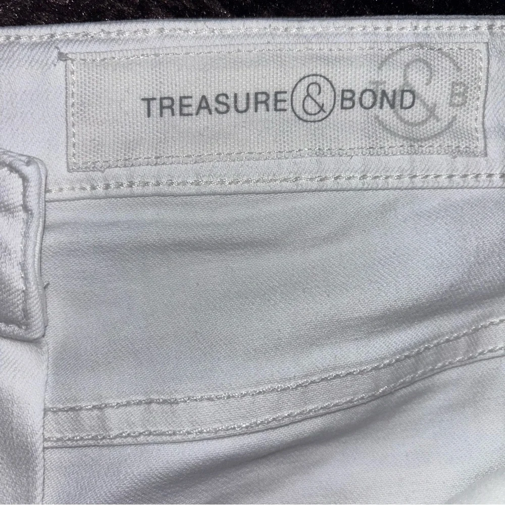 Treasure & Bond Foster Boyfriend High-Rise White Denim Women's Shorts Size W33